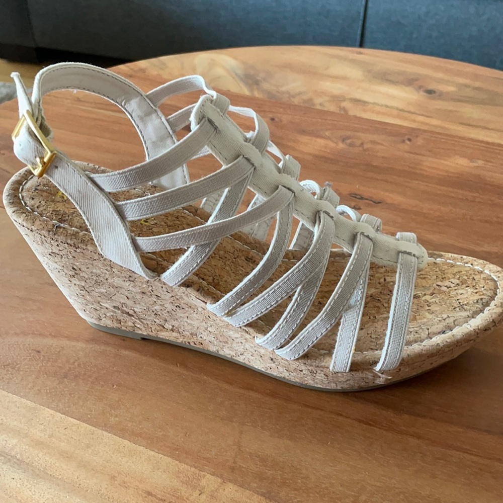 Rampage wedges NWOT -10